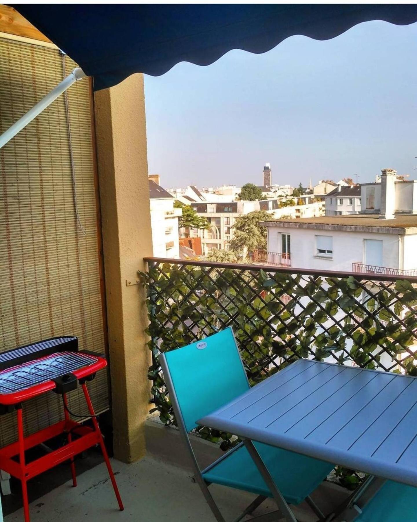 Charmant Appartement Lumineux - Dernier Etage Avec Balcon - Proche Centre-Ville Nantes Dış mekan fotoğraf